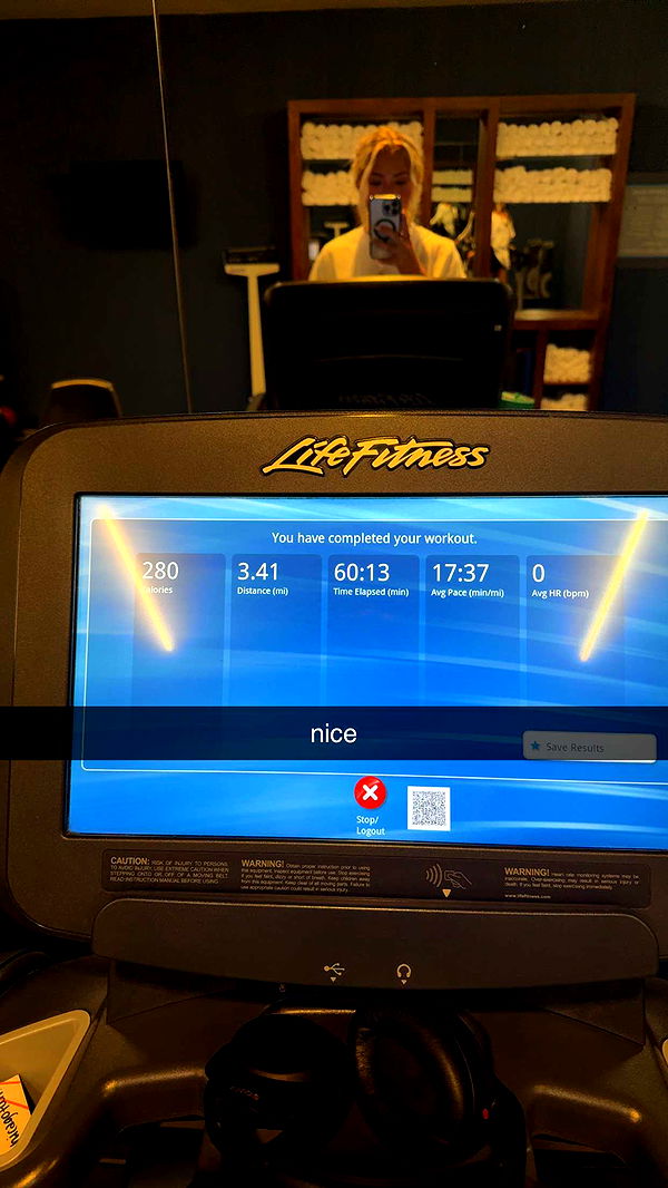 abigailwhhitee image ~ Altpins