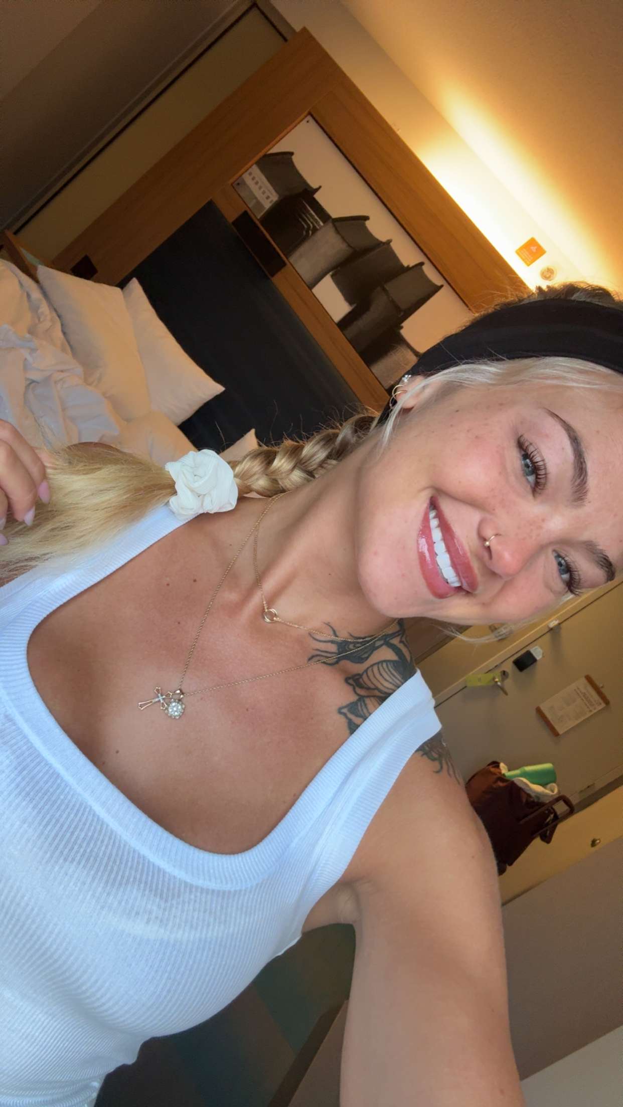 abigailwhhitee snapchat image archive image