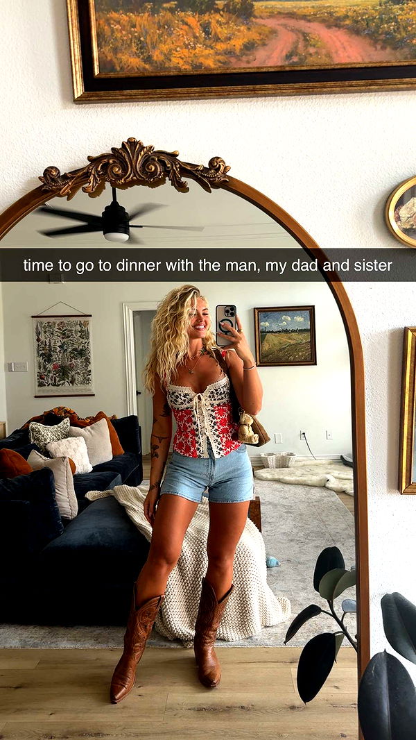 abigailwhhitee image ~ Altpins