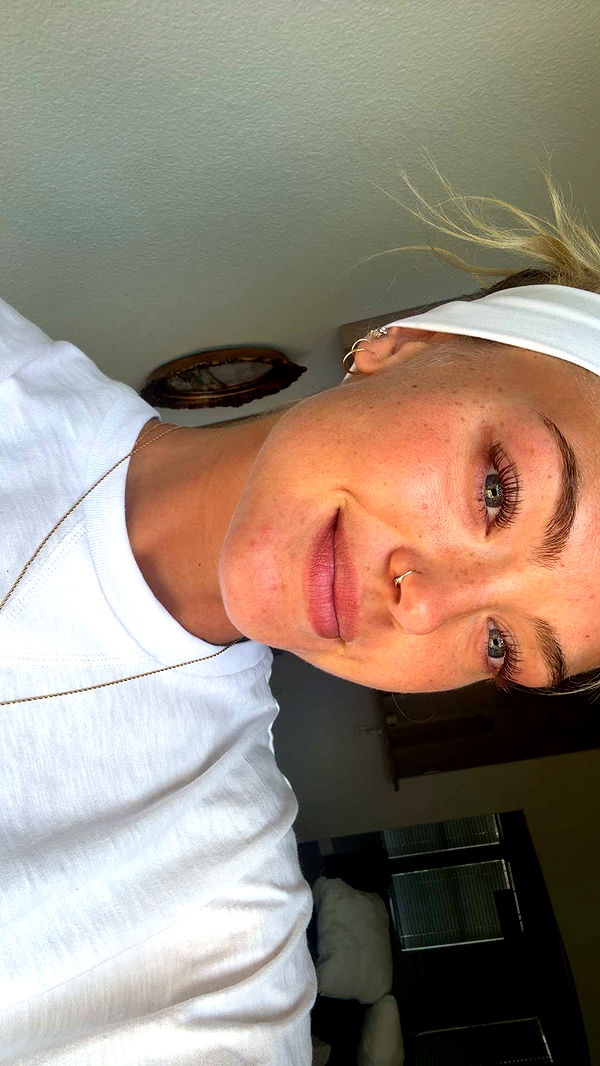 abigailwhhitee image ~ Altpins