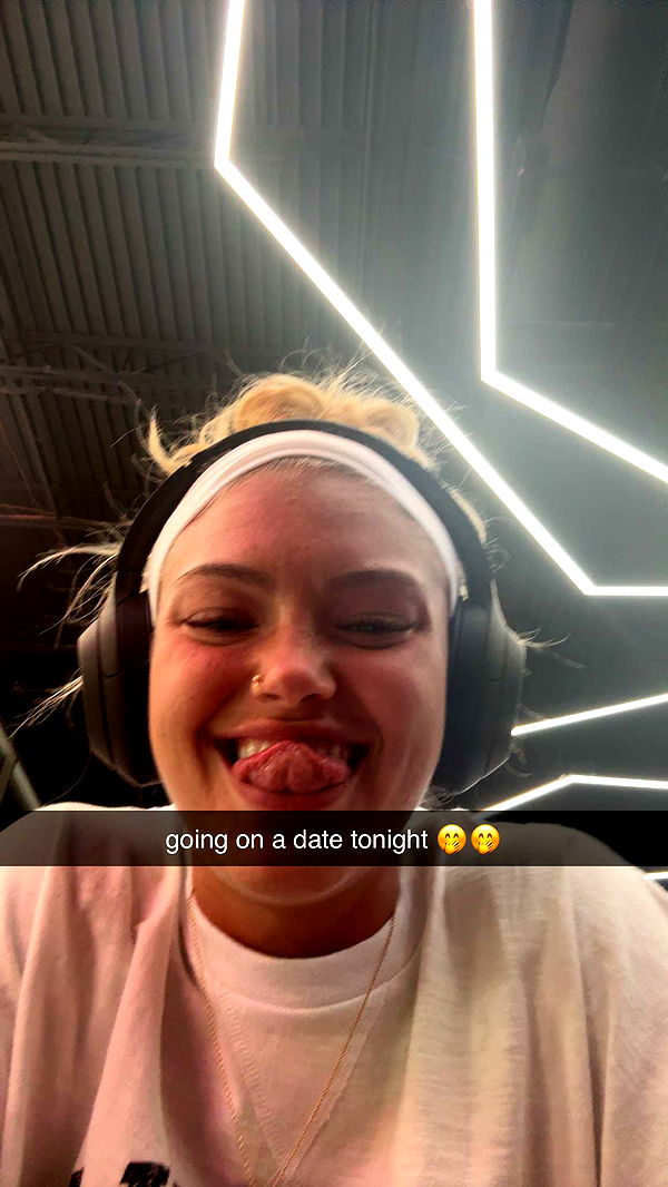 abigailwhhitee image ~ Altpins