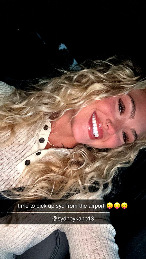 abigailwhhitee image ~ Altpins