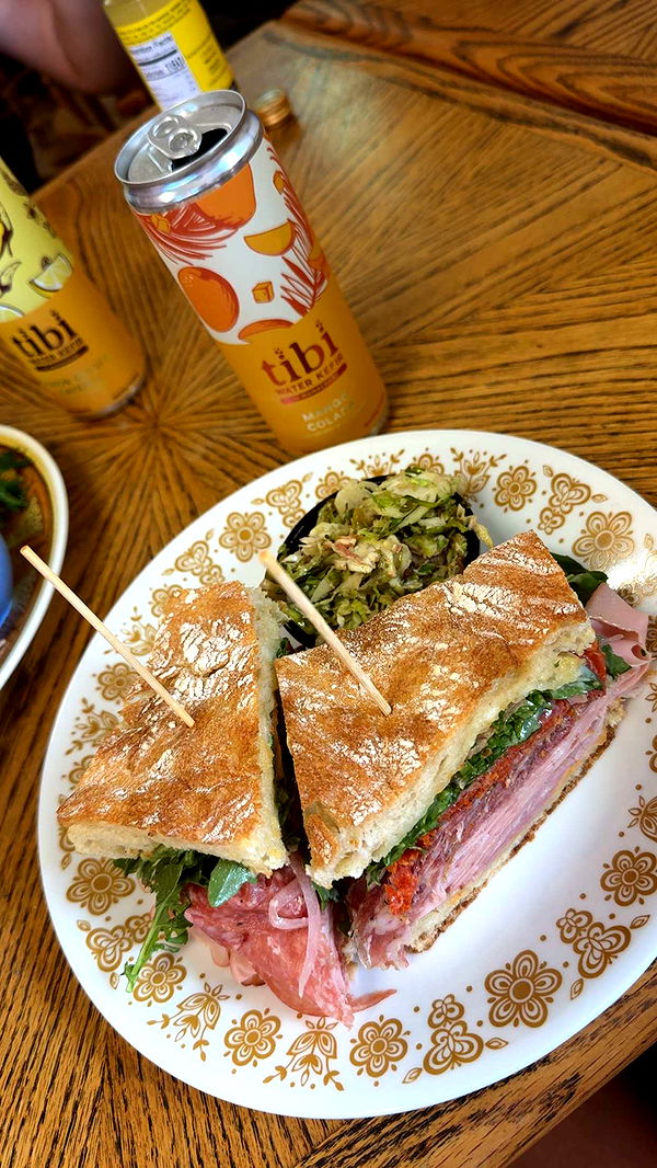 abigailwhhitee image ~ Altpins