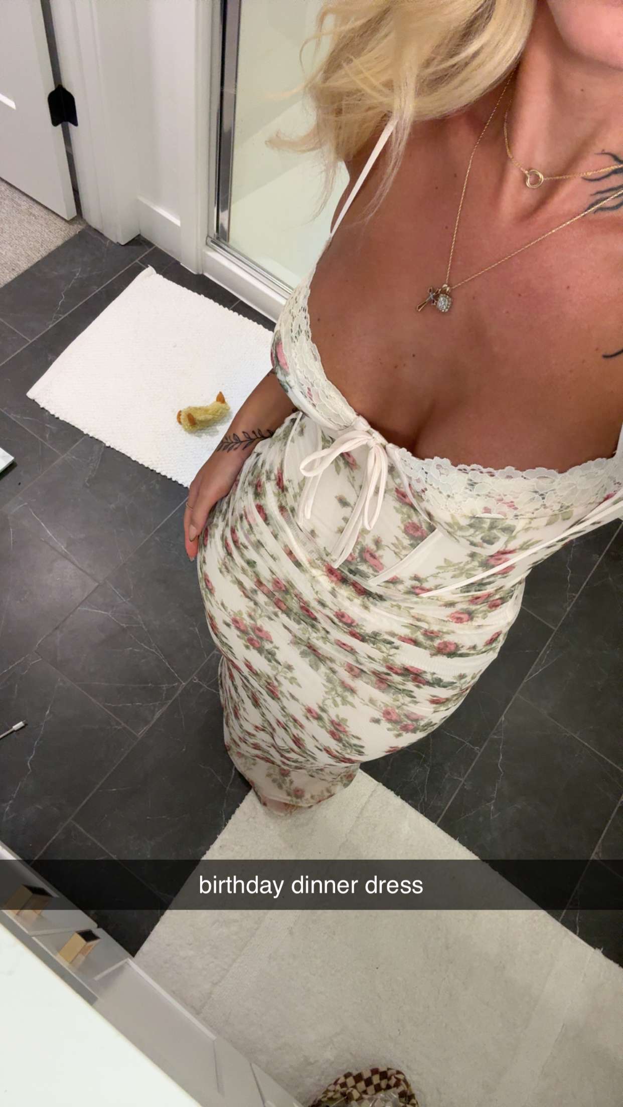 abigailwhhitee snapchat image archive image