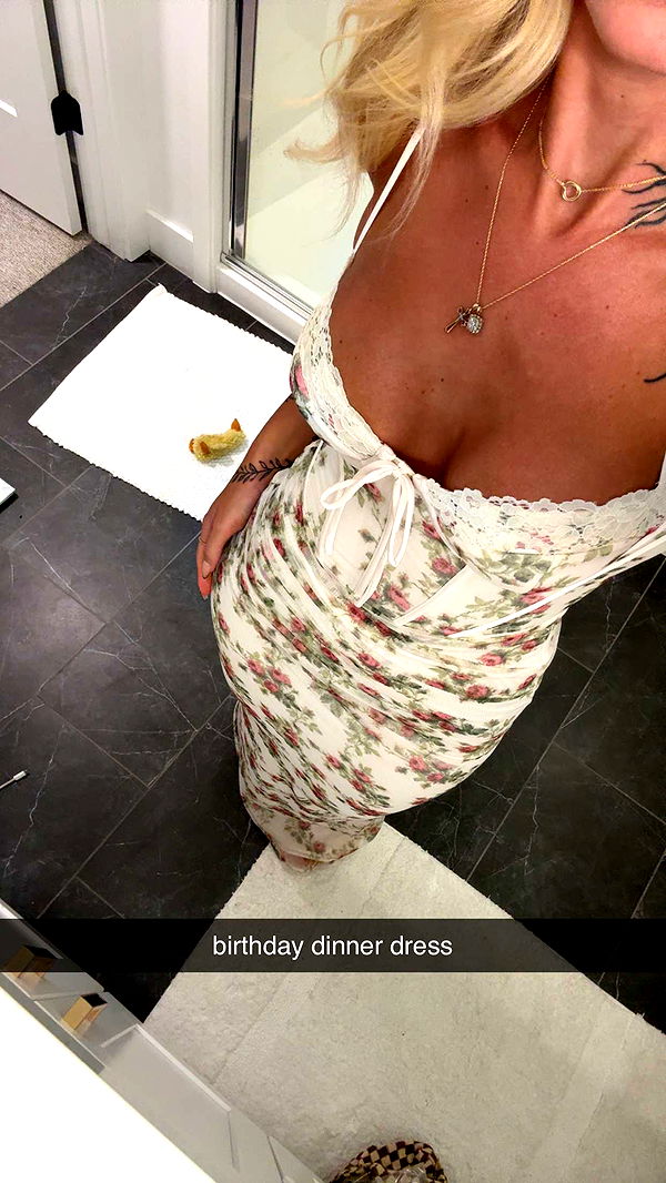 abigailwhhitee image ~ Altpins