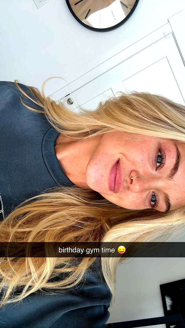 abigailwhhitee image ~ Altpins