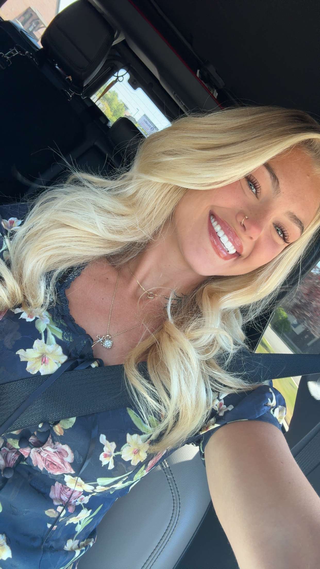 abigailwhhitee snapchat image archive image