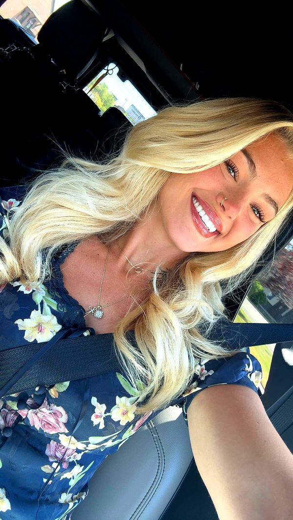 abigailwhhitee image ~ Altpins