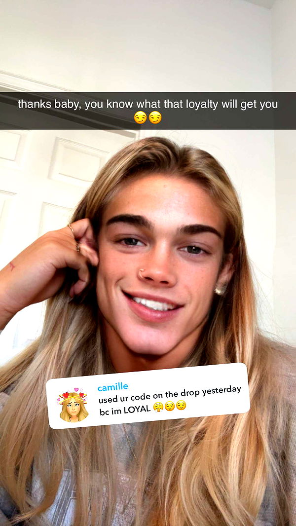 abigailwhhitee image ~ Altpins