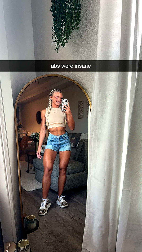 abigailwhhitee image ~ Altpins