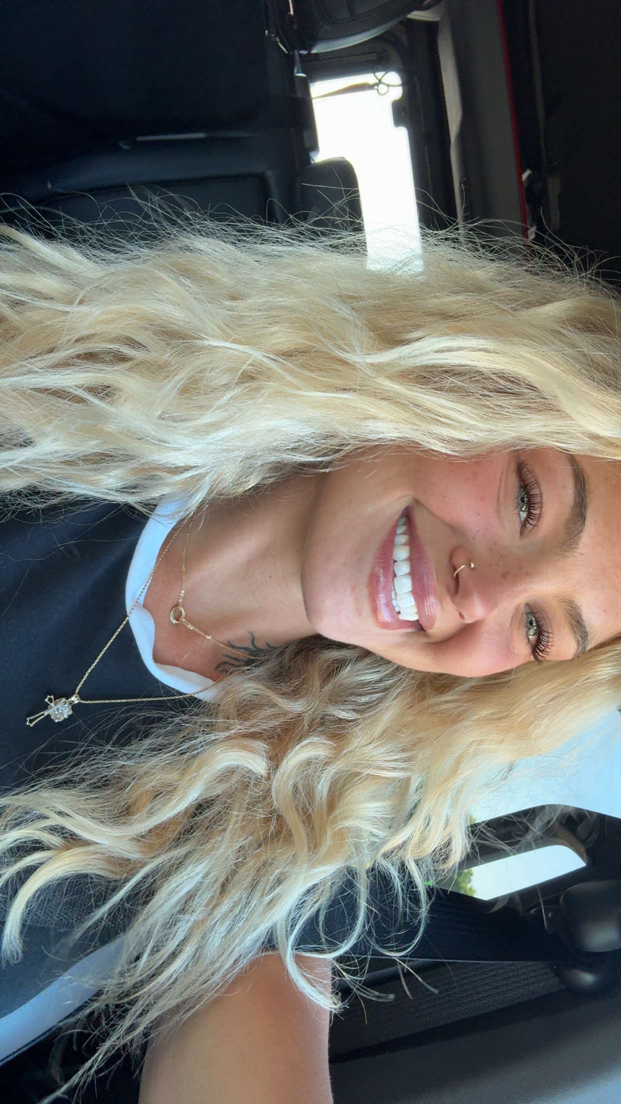 abigailwhhitee snapchat image archive image