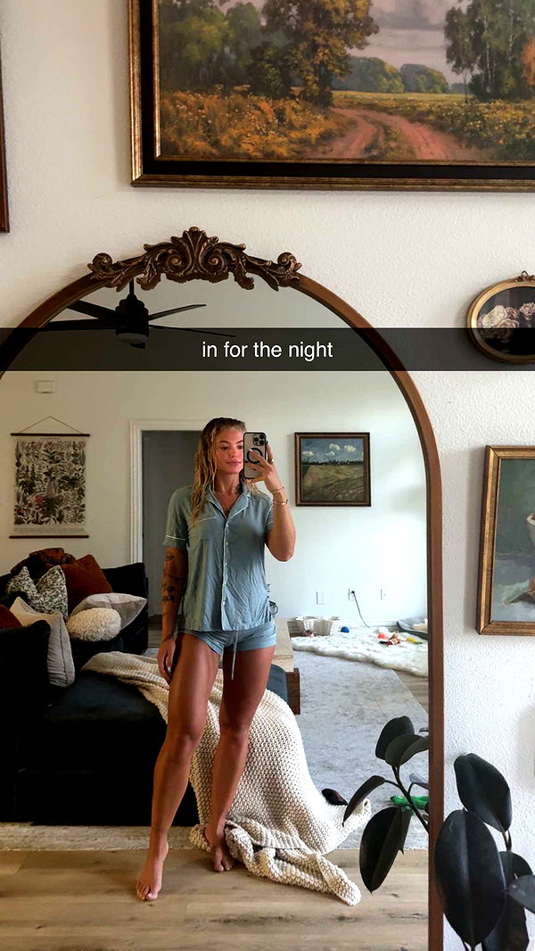 abigailwhhitee image ~ Altpins