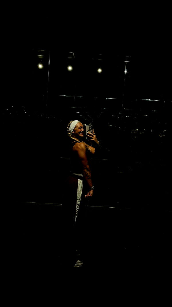 abigailwhhitee image ~ Altpins