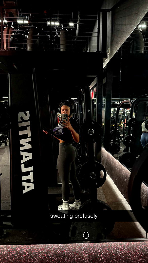 abigailwhhitee image ~ Altpins