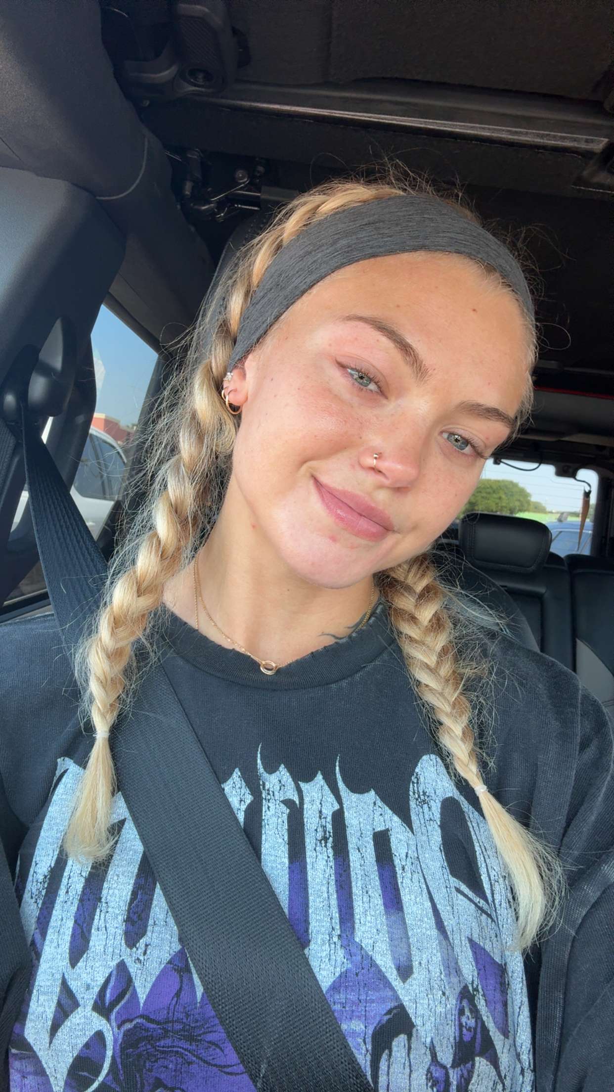 abigailwhhitee snapchat image archive image