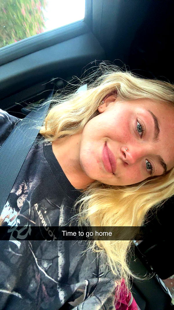 abigailwhhitee image ~ Altpins