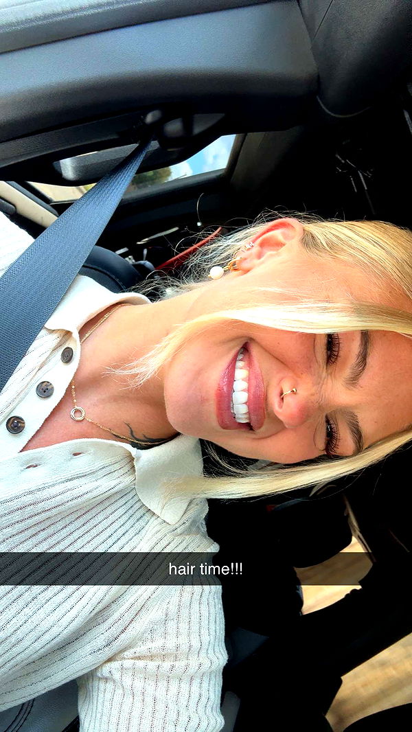 abigailwhhitee image ~ Altpins