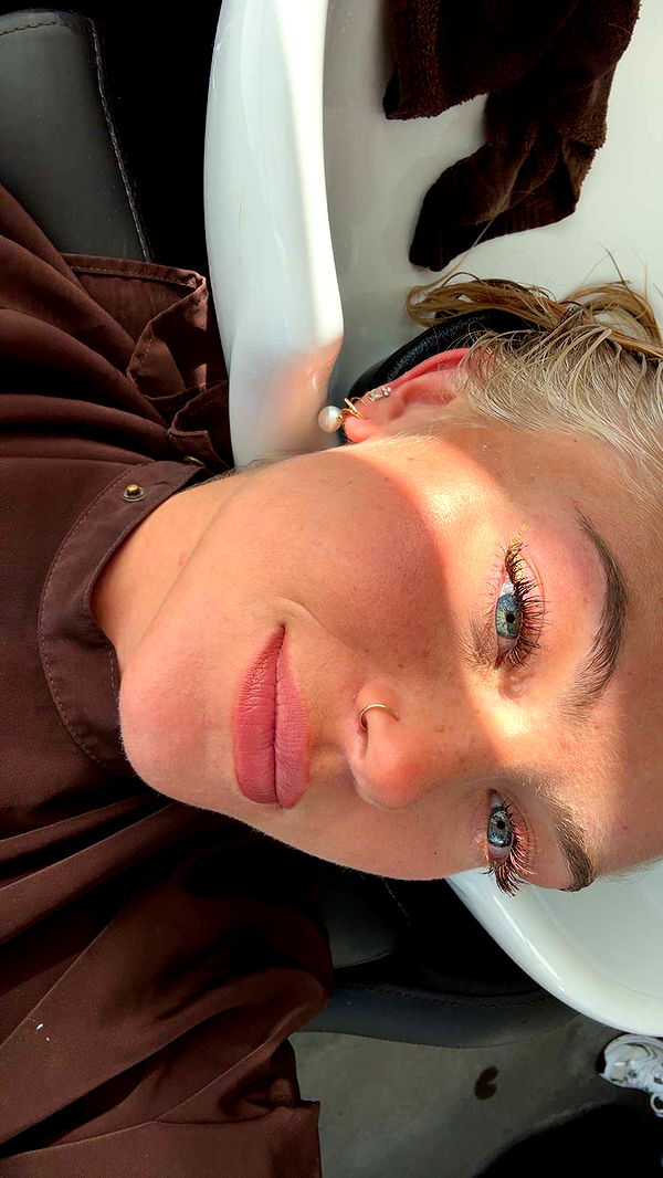 abigailwhhitee image ~ Altpins