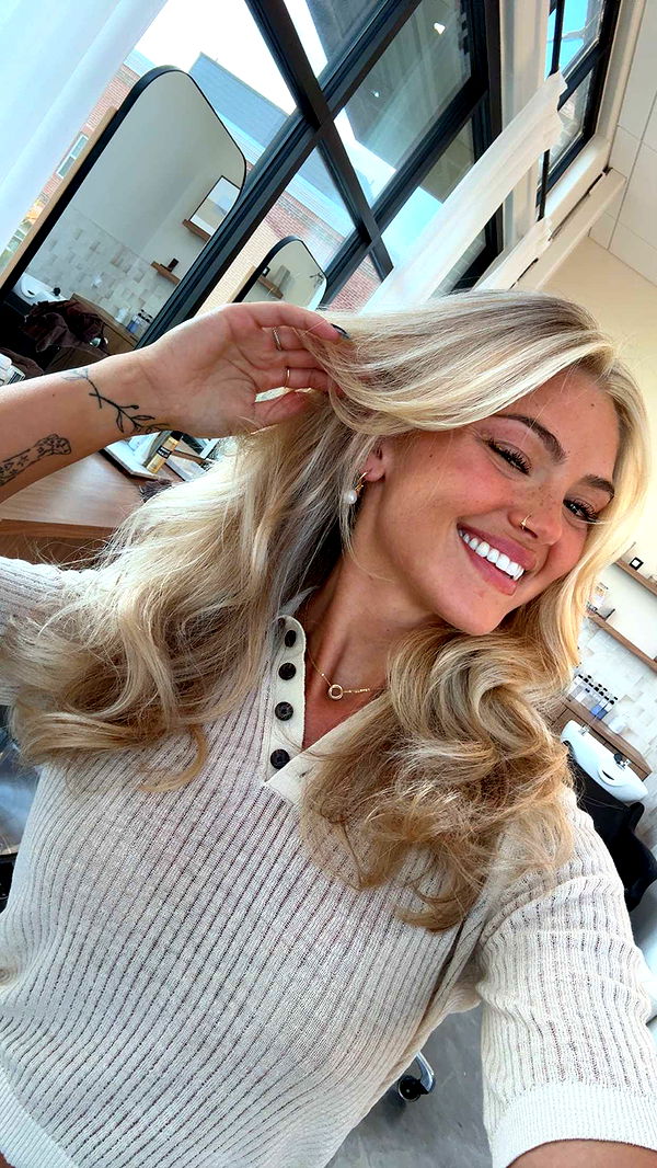 abigailwhhitee image ~ Altpins