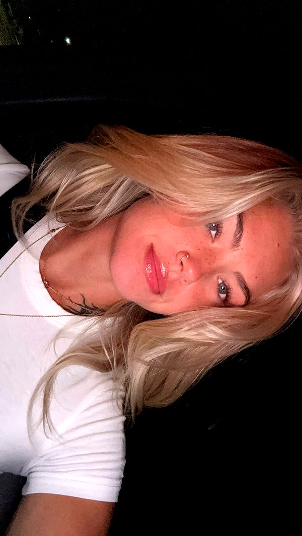 abigailwhhitee image ~ Altpins