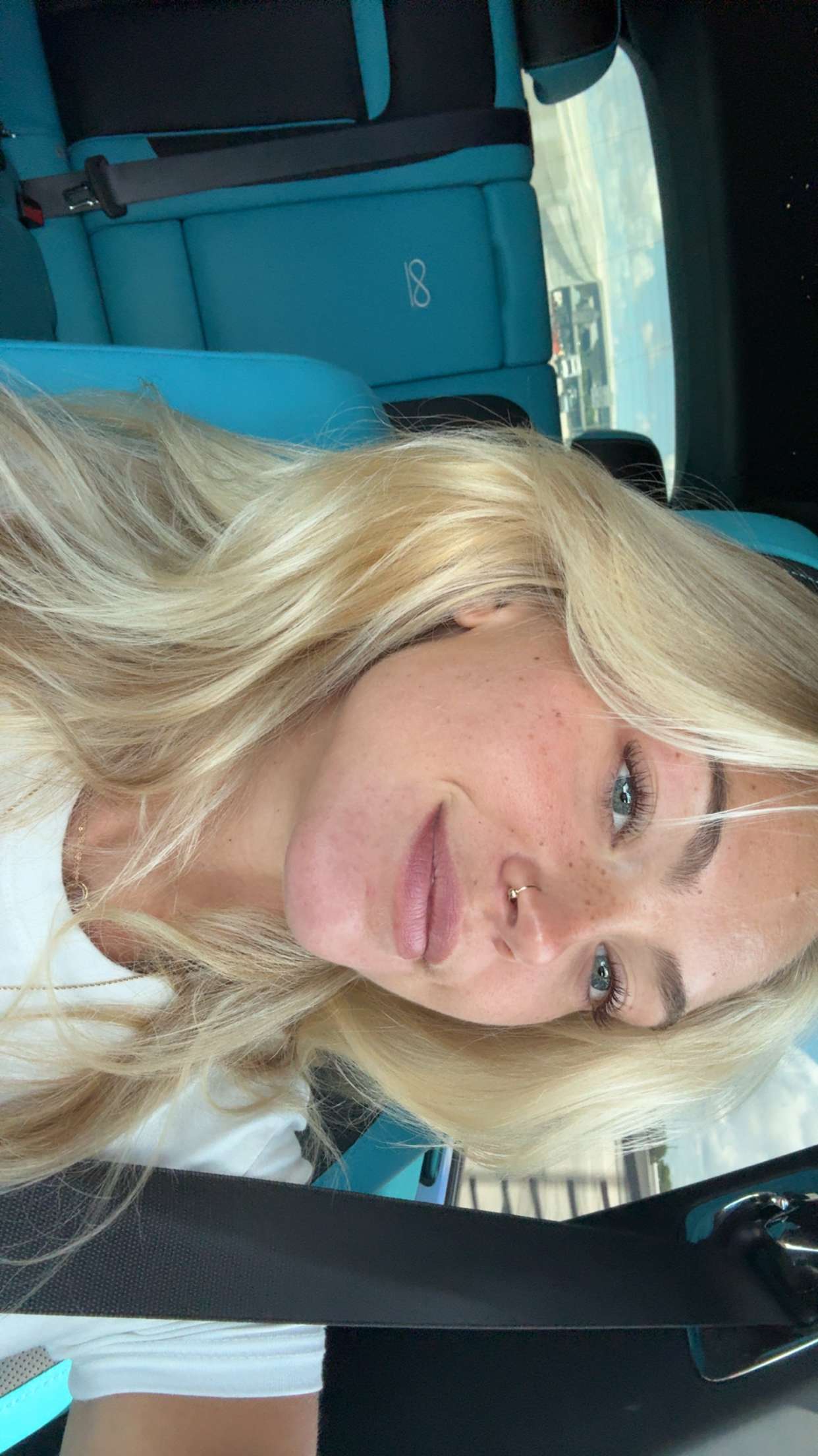 abigailwhhitee snapchat image archive image