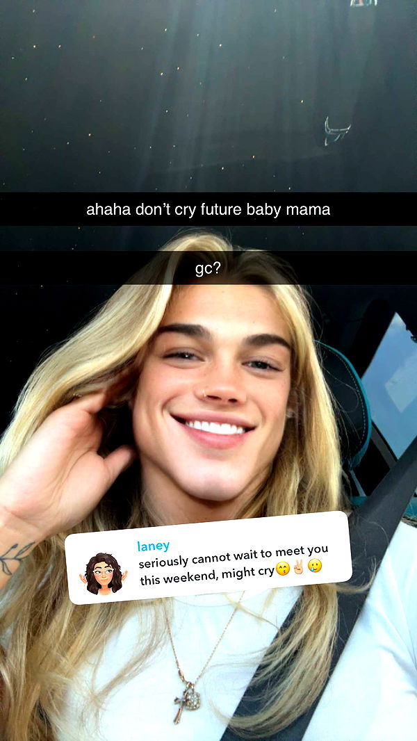 abigailwhhitee image ~ Altpins