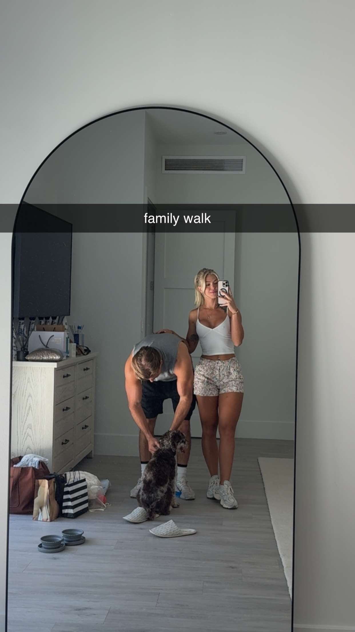 abigailwhhitee snapchat image archive image