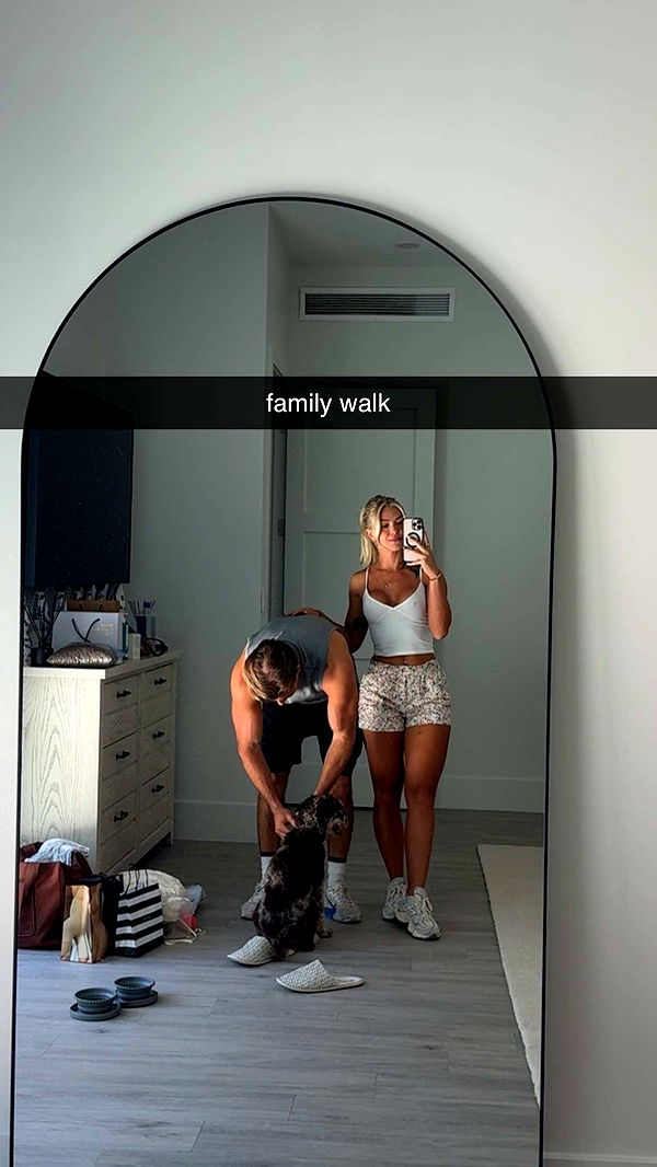 abigailwhhitee image ~ Altpins