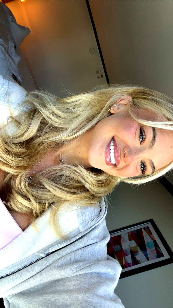 abigailwhhitee image ~ Altpins