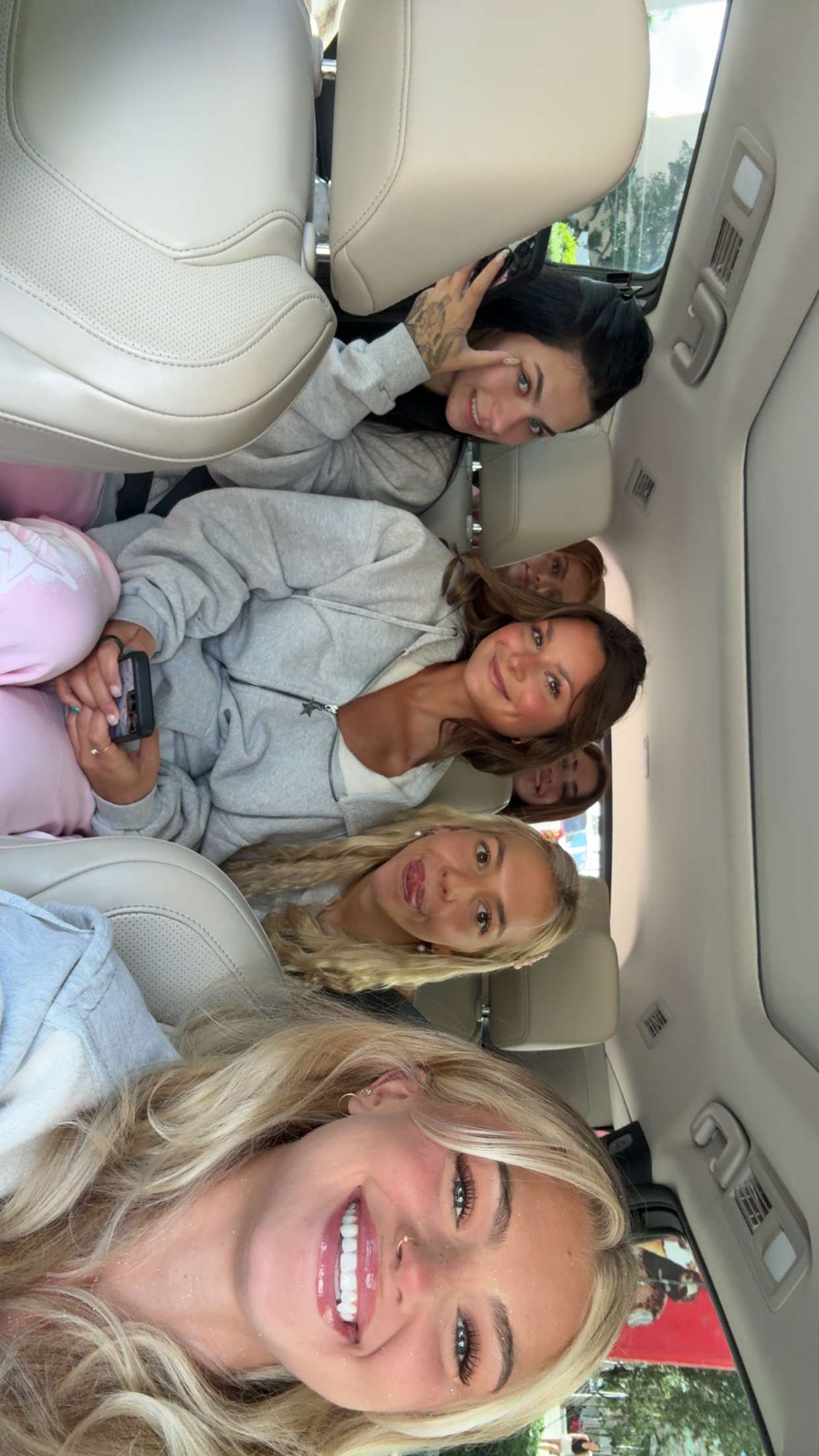 abigailwhhitee snapchat image archive image