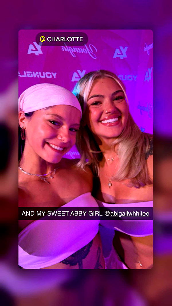 abigailwhhitee image ~ Altpins