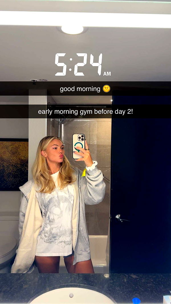 abigailwhhitee image ~ Altpins