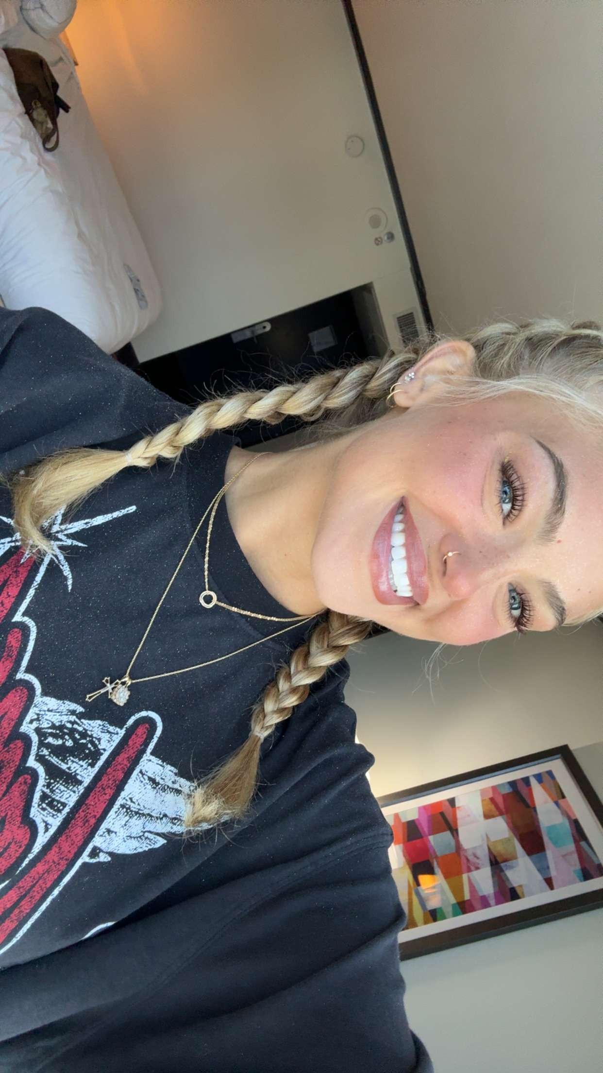 abigailwhhitee snapchat image archive image