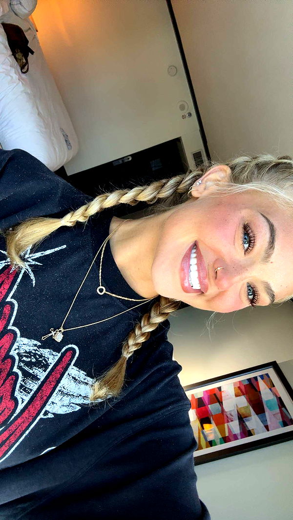 abigailwhhitee image ~ Altpins