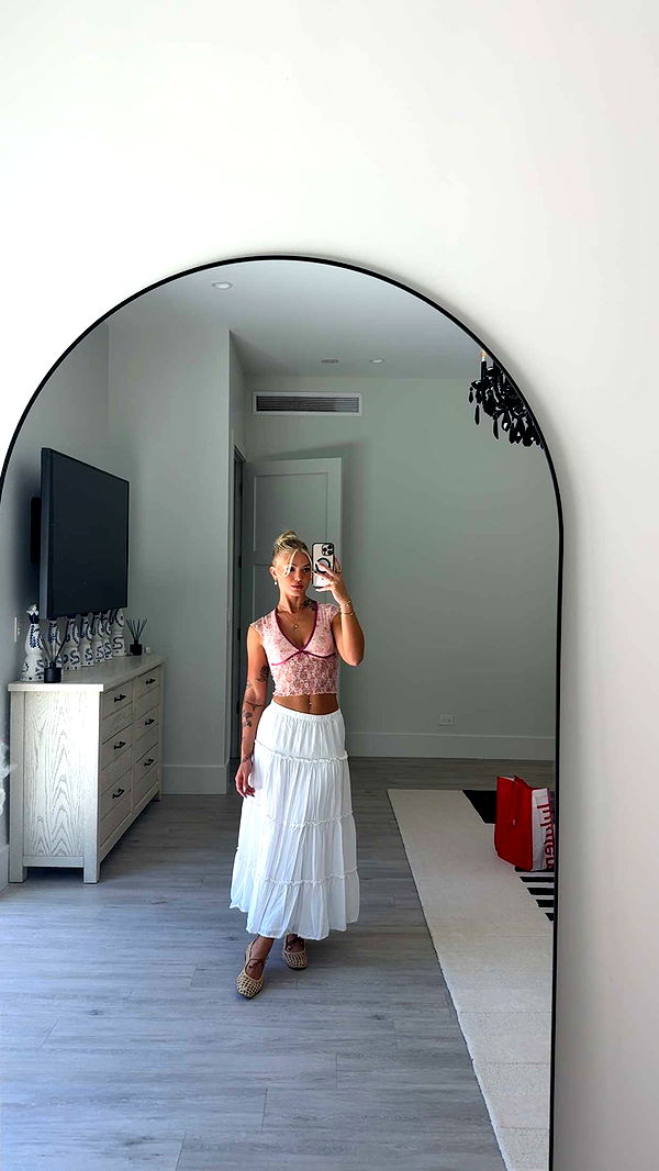 abigailwhhitee image ~ Altpins