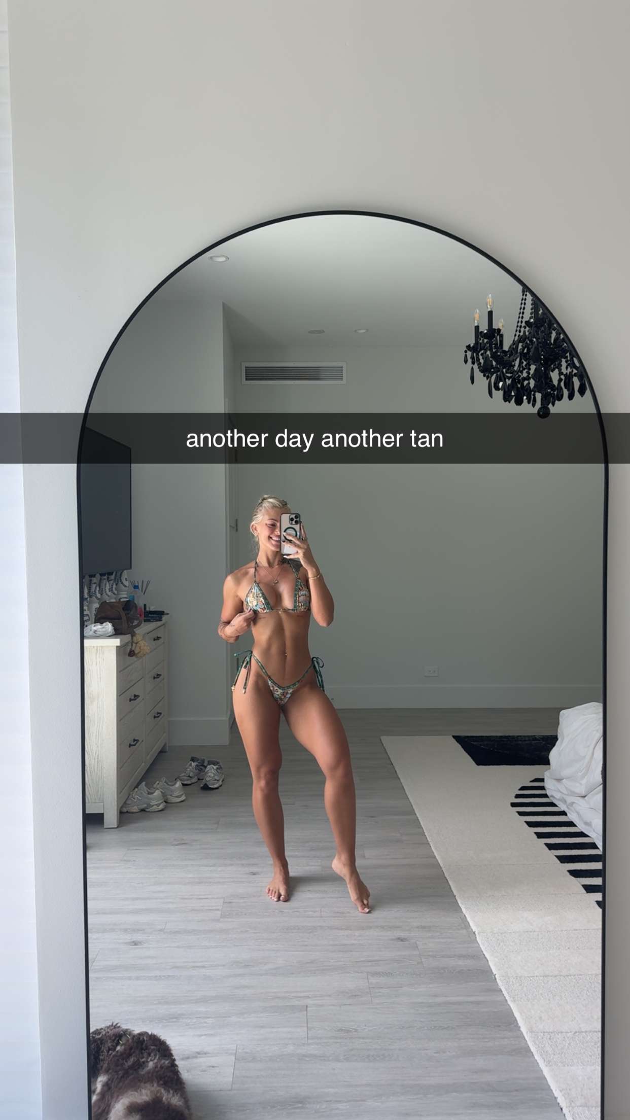 abigailwhhitee snapchat image archive image