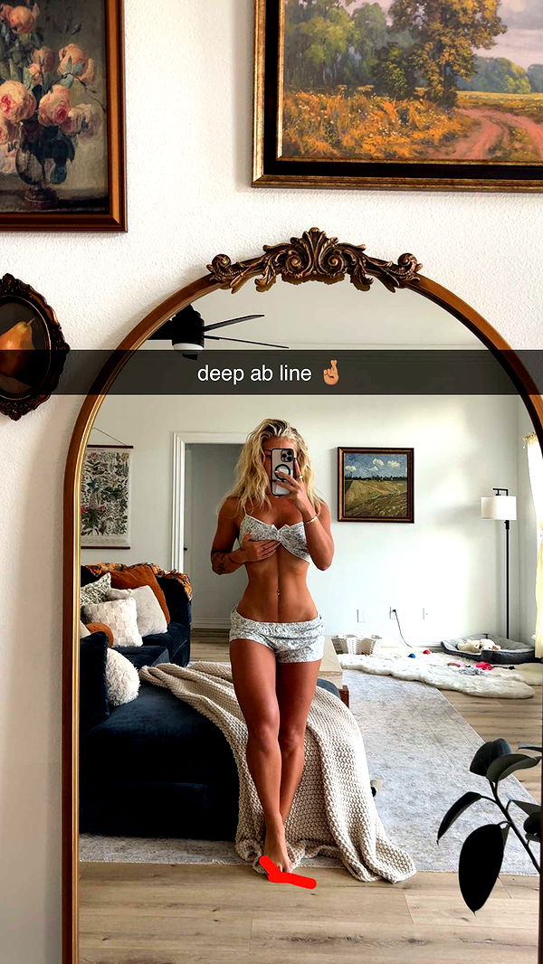 abigailwhhitee image ~ Altpins