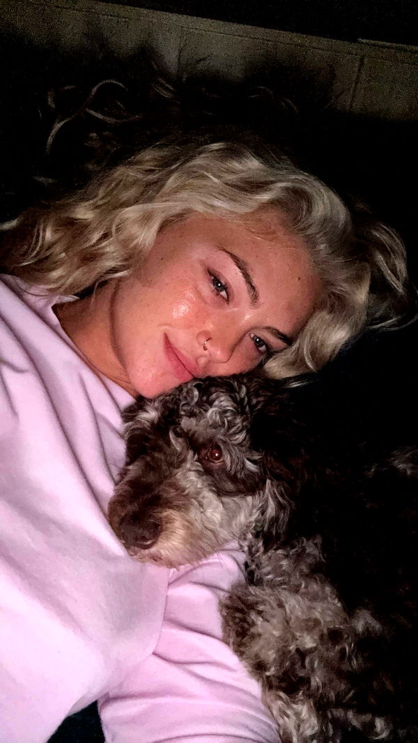 abigailwhhitee image ~ Altpins