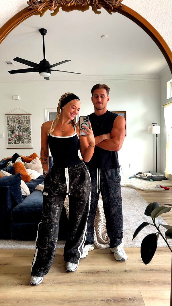 abigailwhhitee image ~ Altpins