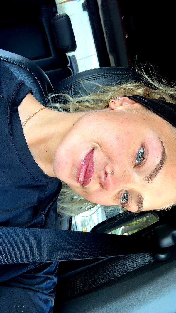 abigailwhhitee image ~ Altpins