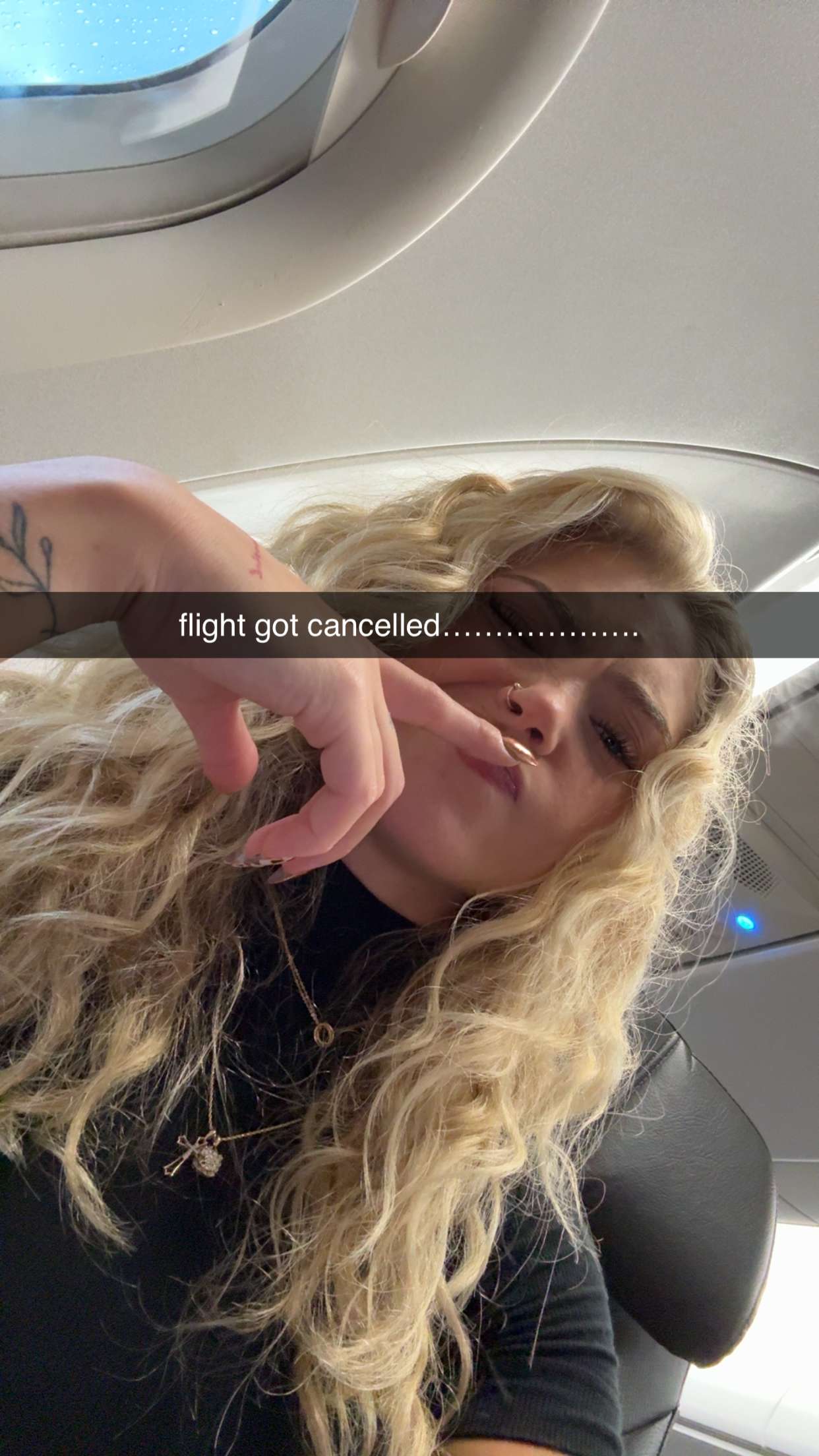 abigailwhhitee snapchat image archive image