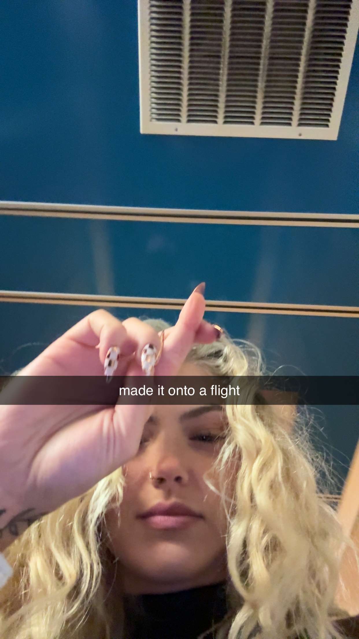 abigailwhhitee snapchat image archive image