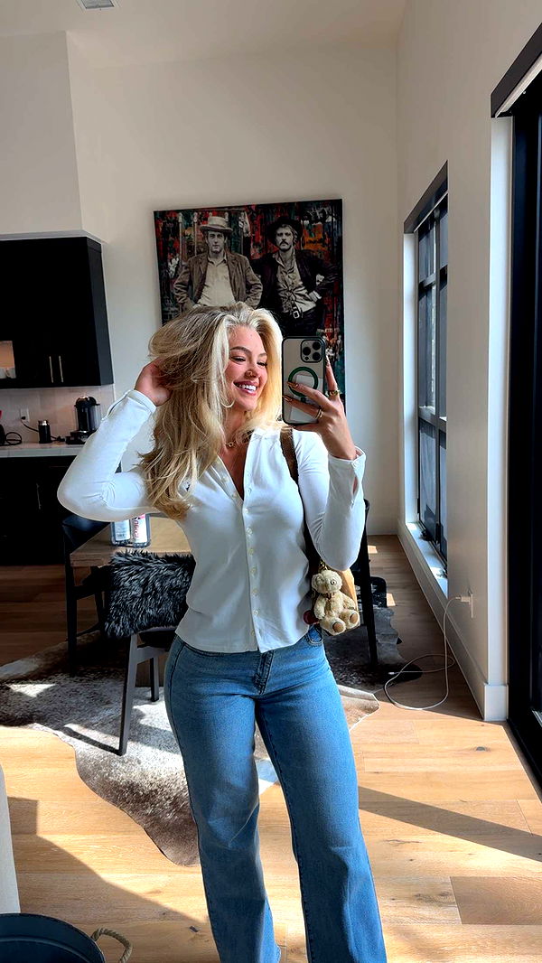 abigailwhhitee image ~ Altpins