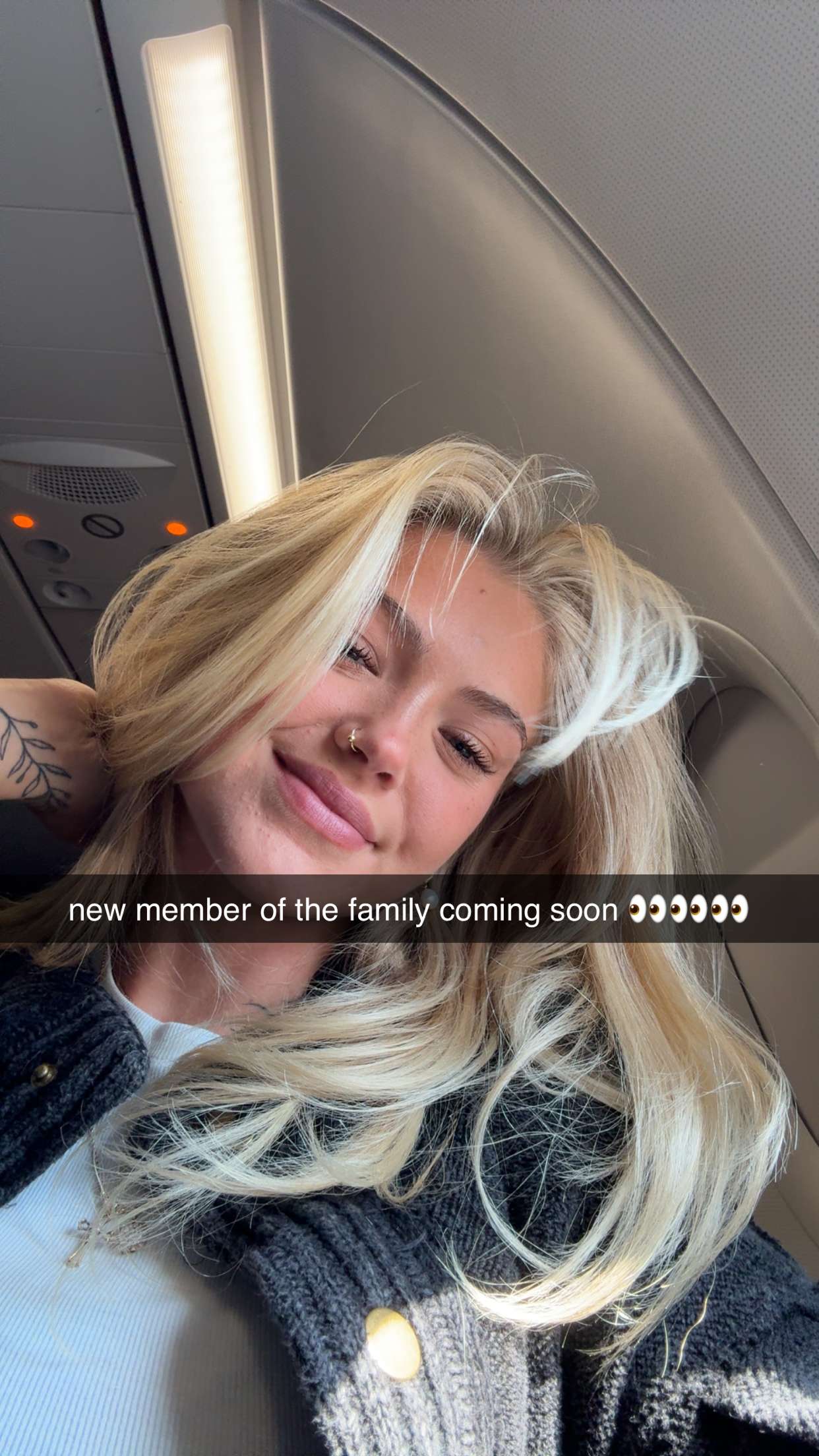 abigailwhhitee snapchat image archive image