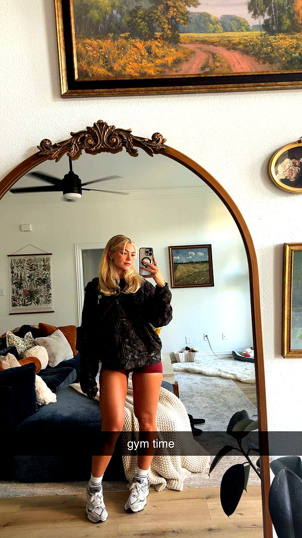 abigailwhhitee image ~ Altpins