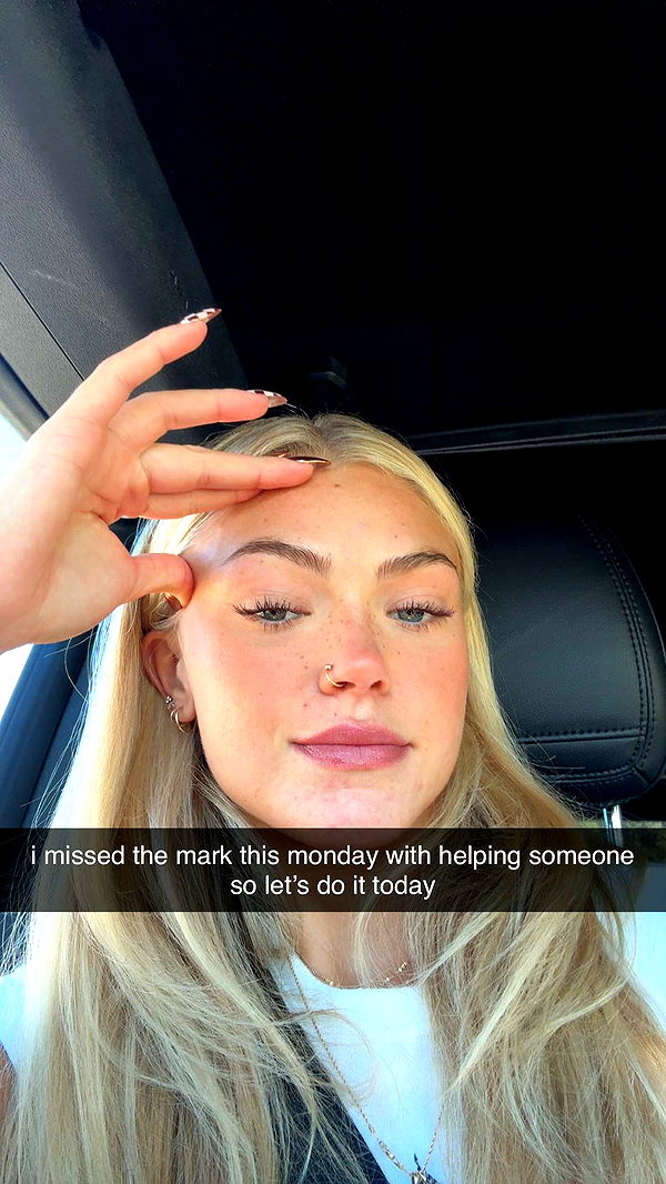 abigailwhhitee image ~ Altpins