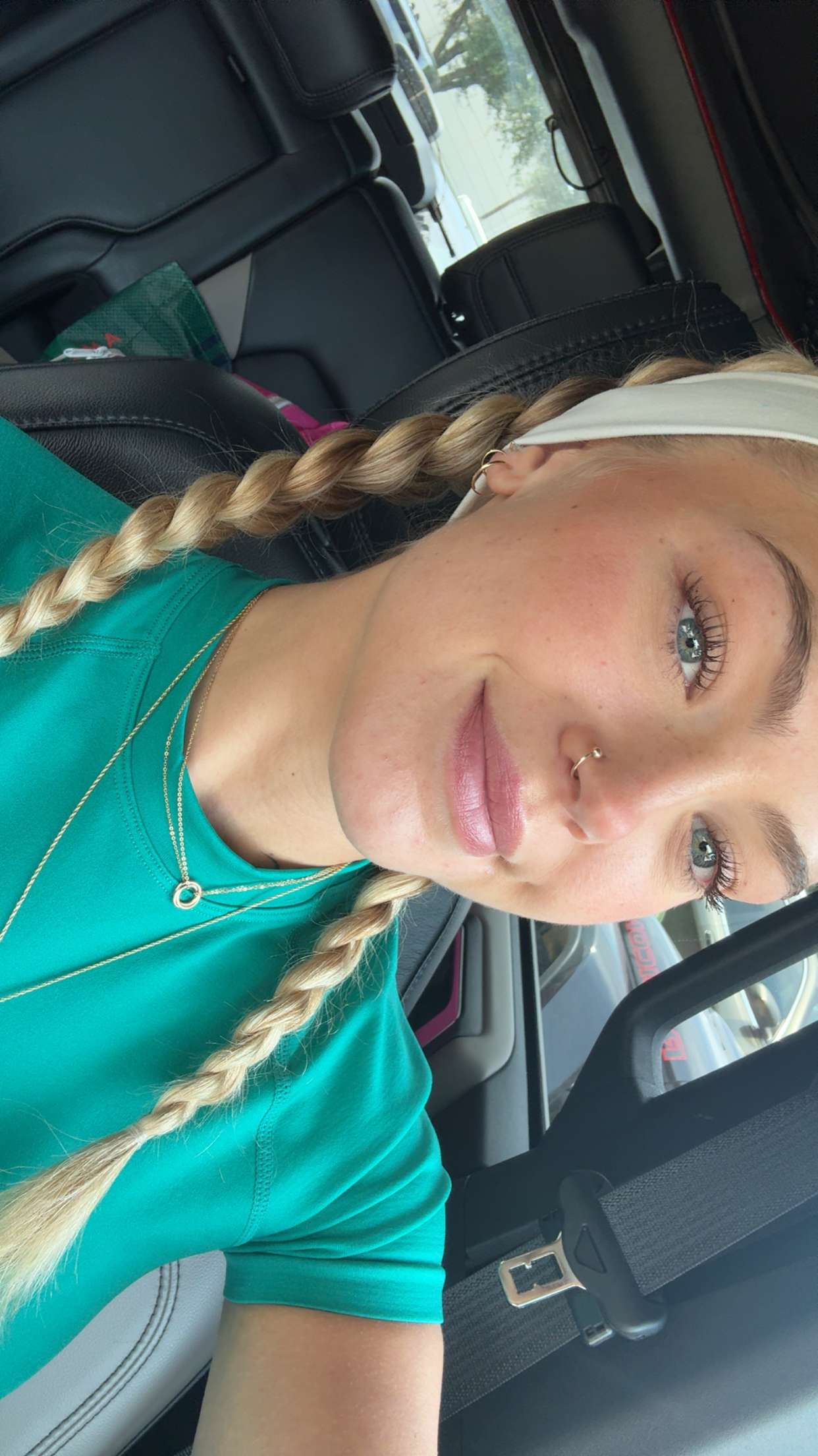 abigailwhhitee snapchat image archive image