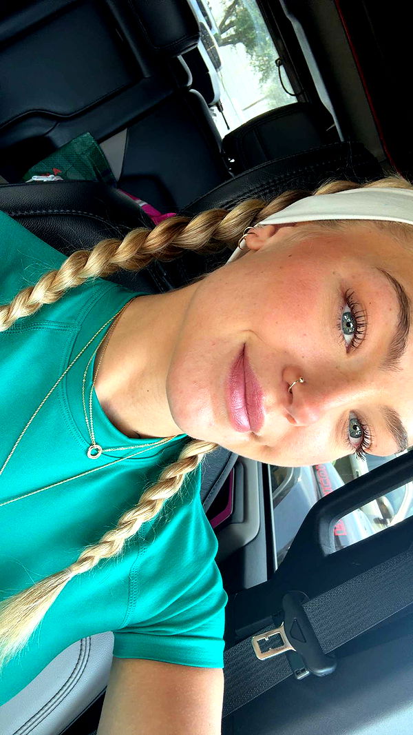 abigailwhhitee image ~ Altpins