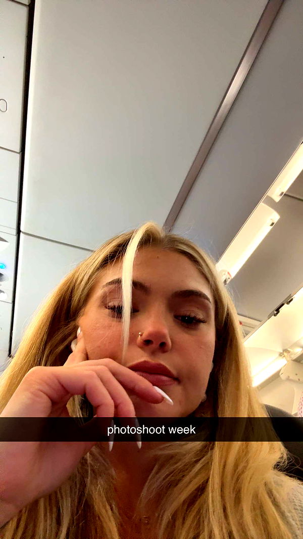 abigailwhhitee image ~ Altpins