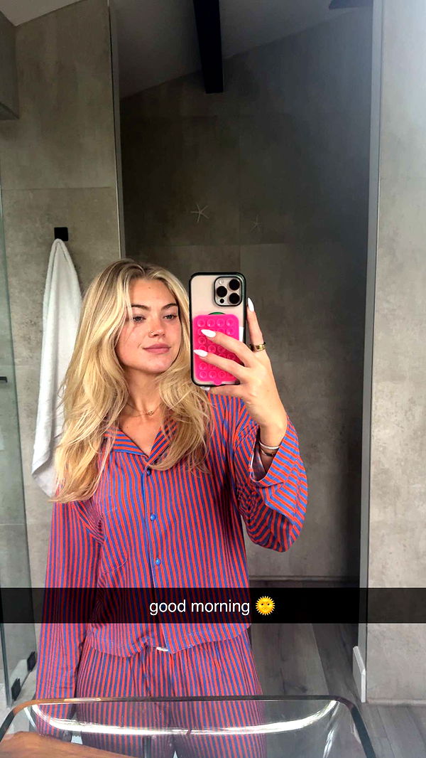 abigailwhhitee image ~ Altpins